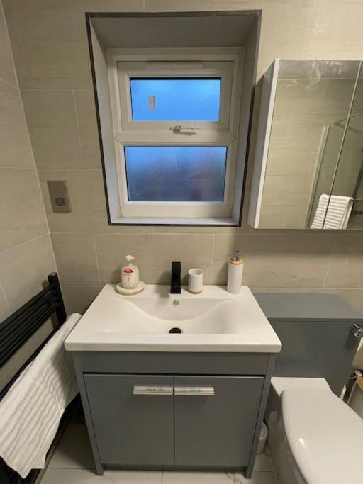 Cosy Brand New Spacious 1 Bed Luxury Apartment Birmingham Extérieur photo