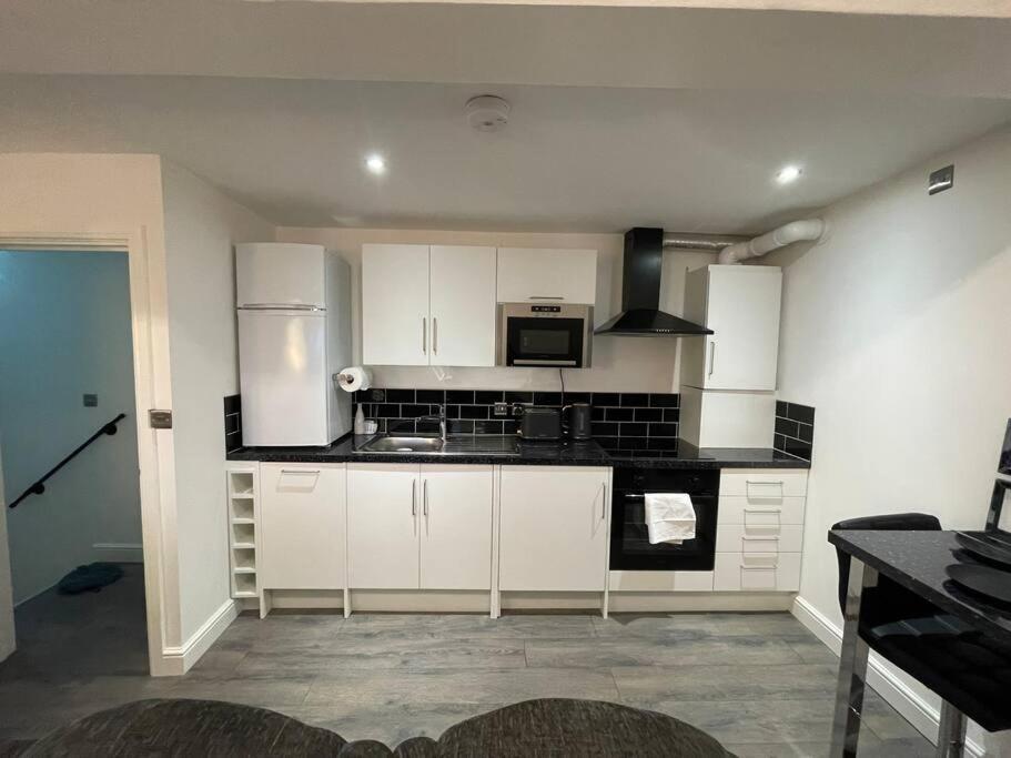 Cosy Brand New Spacious 1 Bed Luxury Apartment Birmingham Extérieur photo